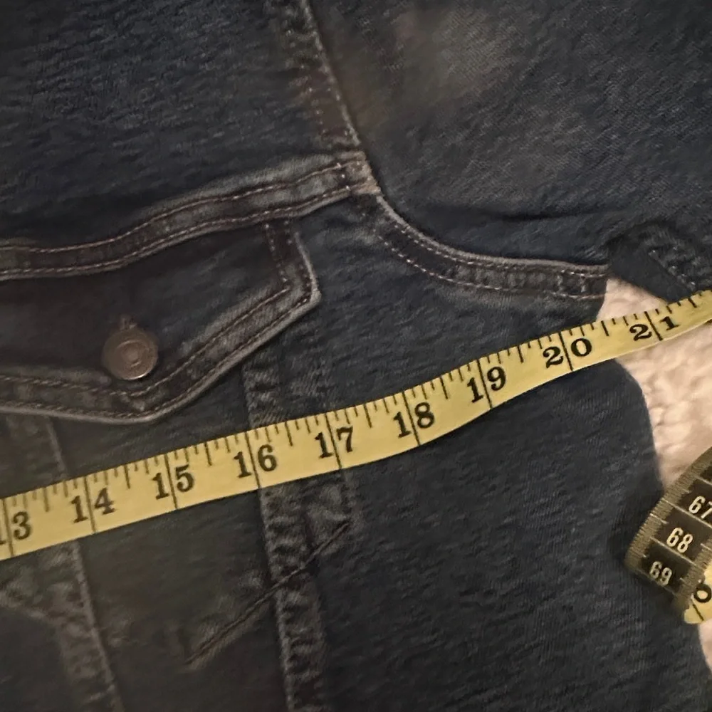 Levi's Dark Indigo Denim Jacket - Picture 7 of 15